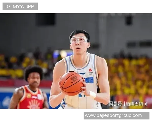 周琦内线统治力显现全场贡献16分13篮板助球队争胜